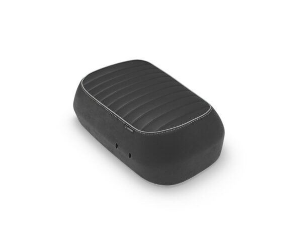 Kxa00071 Black Touring Passenger Seat 1 600x469
